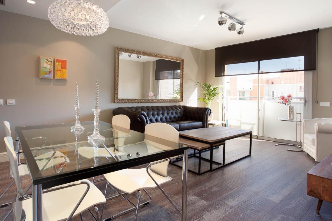 Calabria Luxury Apartment Барселона Екстериор снимка
